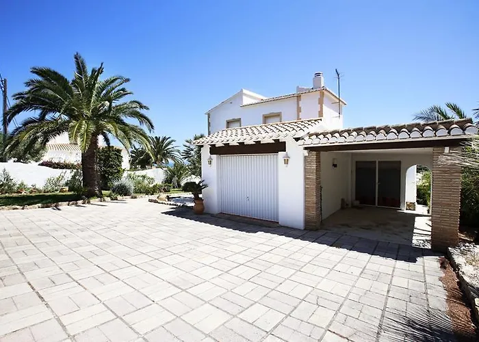 別荘 Manuela デニア