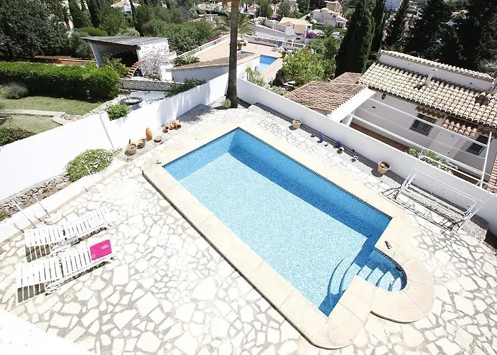度假居 Manuela 德尼亚